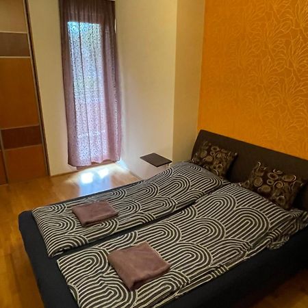Ik Apartment Debrecen Dış mekan fotoğraf