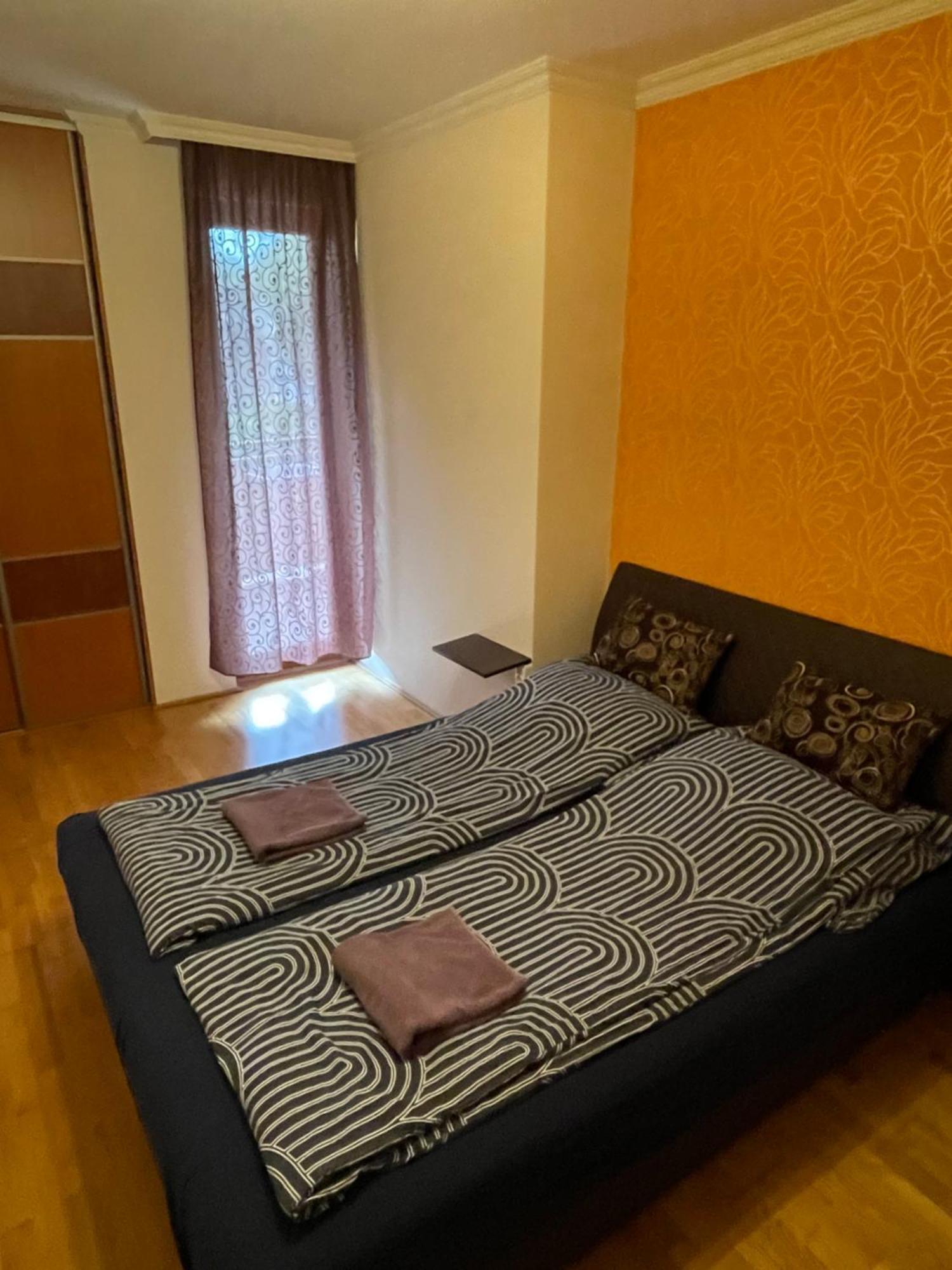 Ik Apartment Debrecen Dış mekan fotoğraf